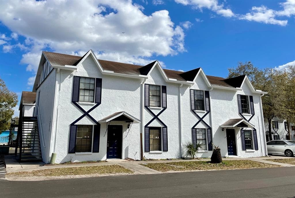 1308 W WATERS AVENUE UNIT 1306-D TAMPA, FL 33604