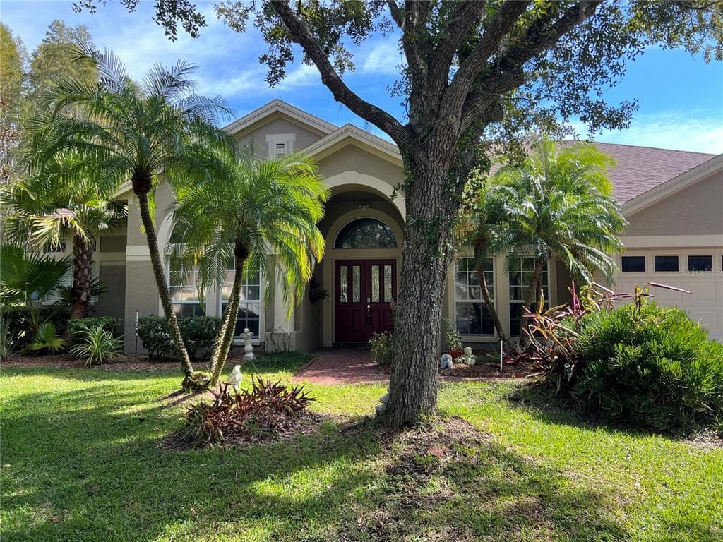 5501 REFLECTIONS BOULEVARD LUTZ, FL 33558