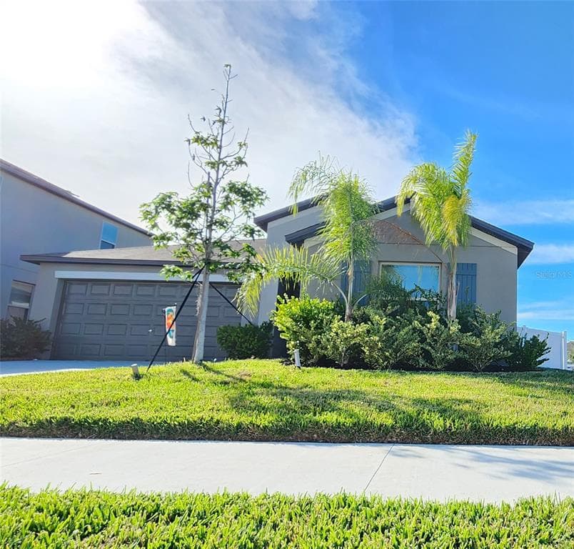 982 8TH STREET NW RUSKIN, FL 33570