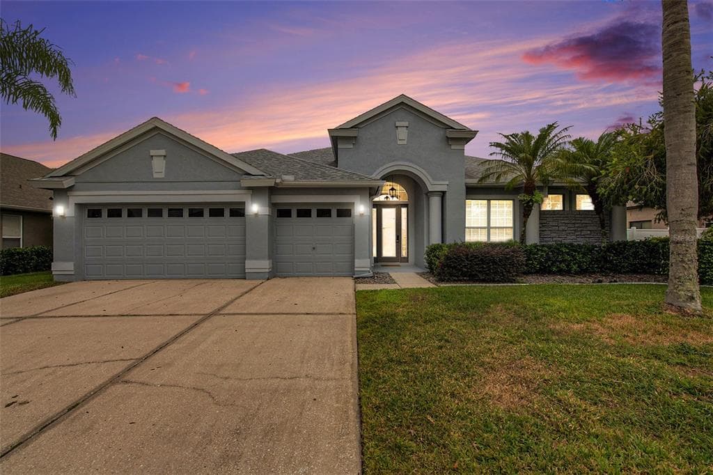30430 TREYBURN LOOP WESLEY CHAPEL, FL 33543