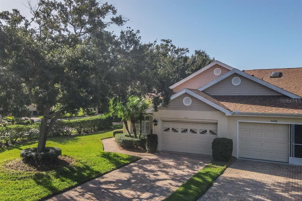 2481 NEW HAVEN CIRCLE UNIT 101 SUN CITY CENTER, FL 33573
