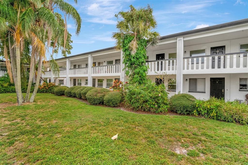 3700 HAINES ROAD N UNIT 23 ST PETERSBURG, FL 33704