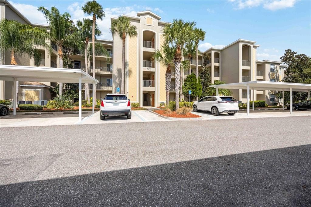 7803 GRAND ESTUARY TRAIL UNIT 204 BRADENTON, FL 34212