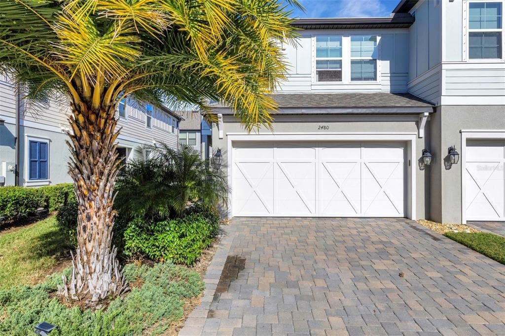 2480 FOGGY CREEK CIRCLE CLEARWATER, FL 33764