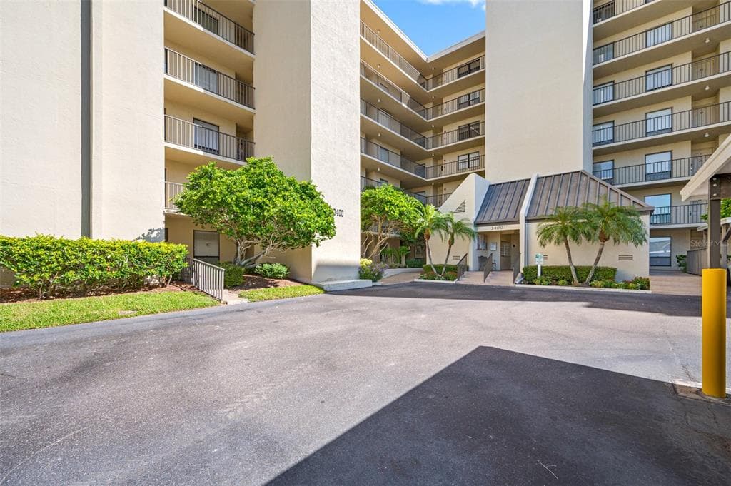 3400 COVE CAY DRIVE UNIT 5B CLEARWATER, FL 33760