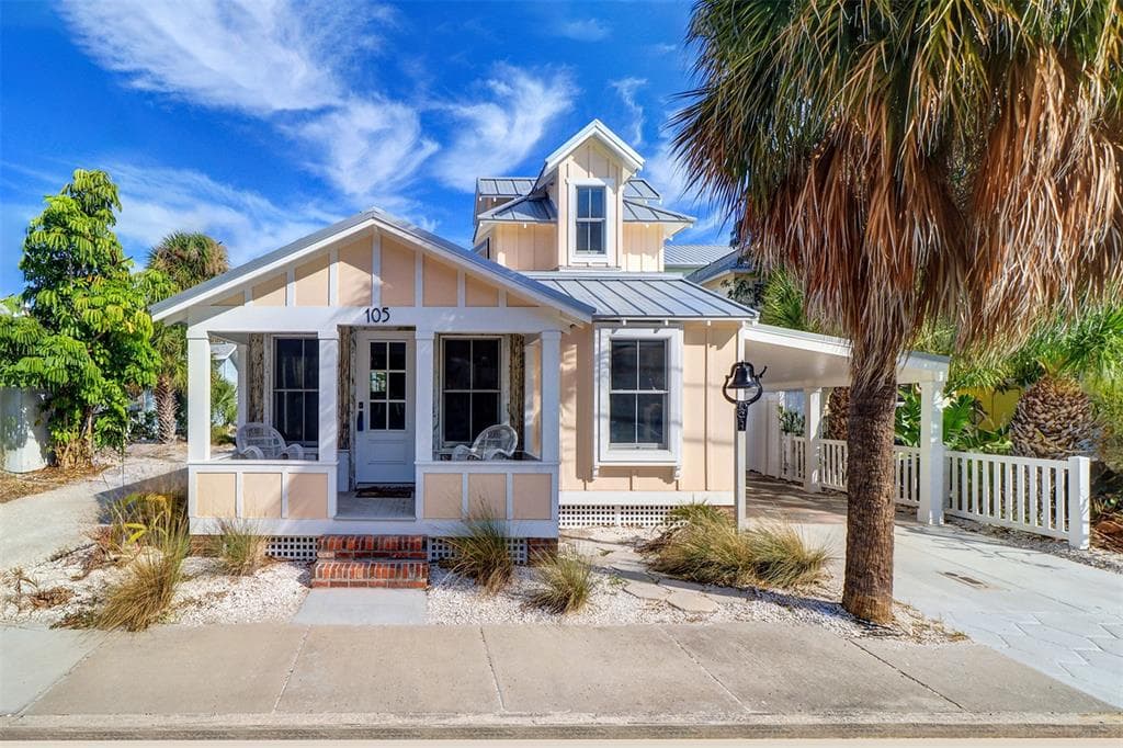 105 4TH AVENUE ST PETE BEACH, FL 33706