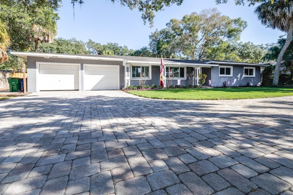 2604 S WEST SHORE BOULEVARD