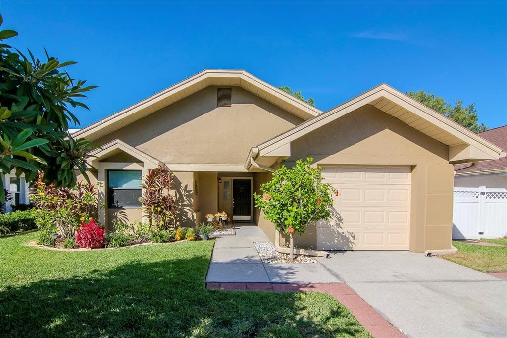 5045 CYPRESS TRACE DRIVE TAMPA, FL 33624