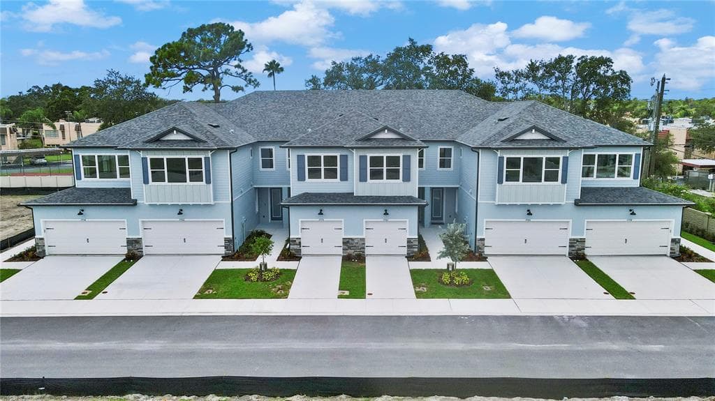 7726 93RD STREET N SEMINOLE, FL 33777
