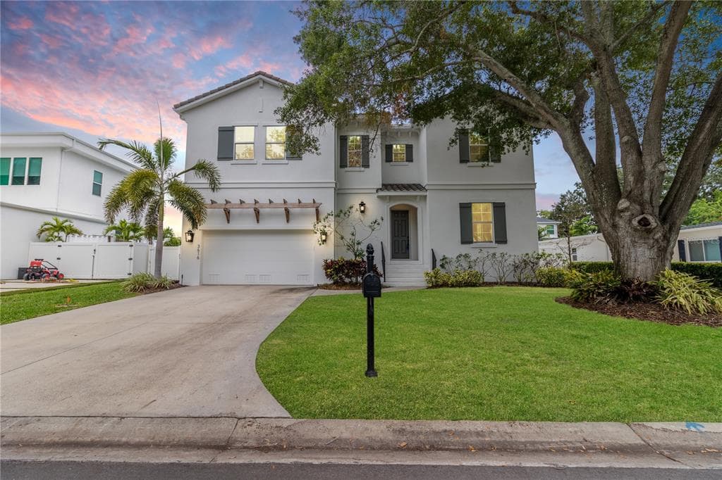 3616 S GARDENIA AVENUE TAMPA, FL 33629