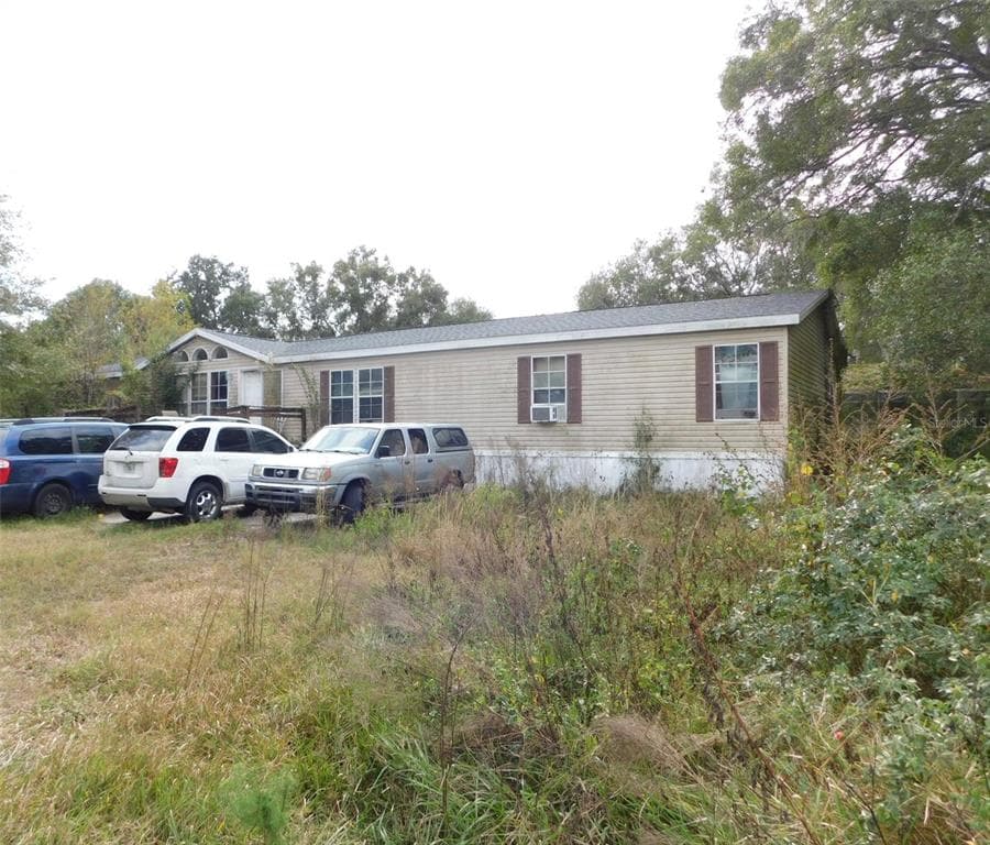 4343 FOX RIDGE BOULEVARD WESLEY CHAPEL, FL 33543