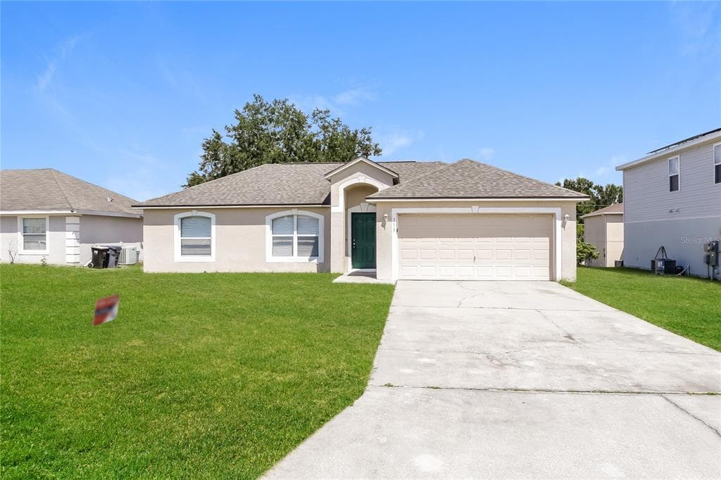 111 BONITO WAY POINCIANA, FL 34759
