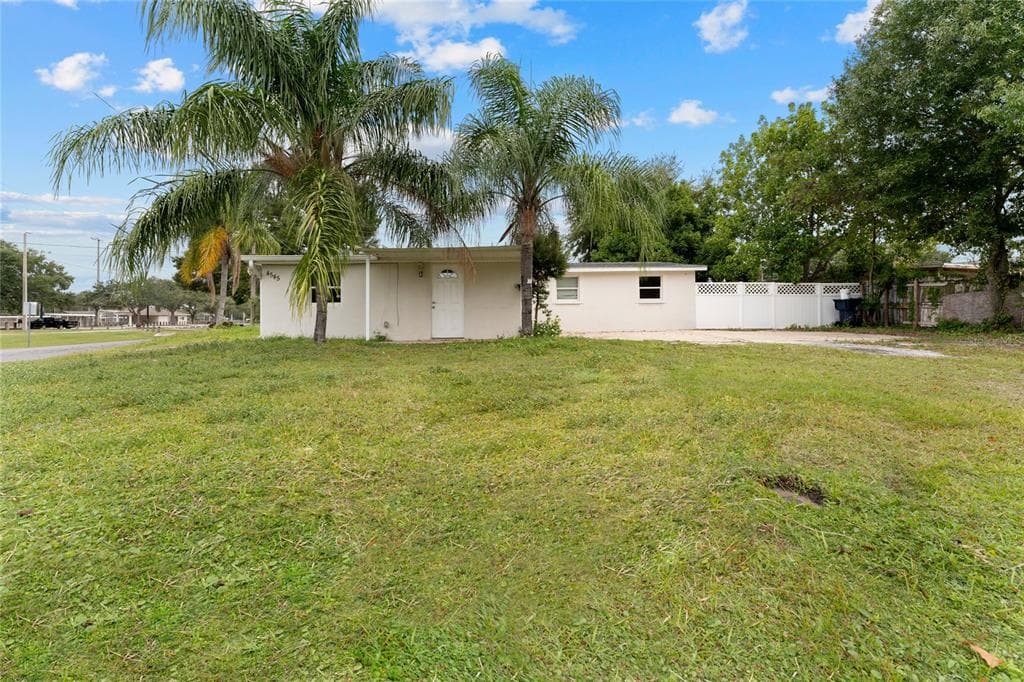 4545 W JEAN STREET TAMPA, FL 33614