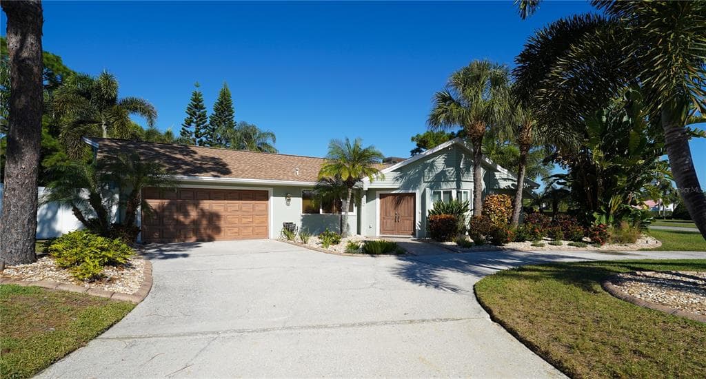 2860 FOX WOOD COURT CLEARWATER, FL 33761