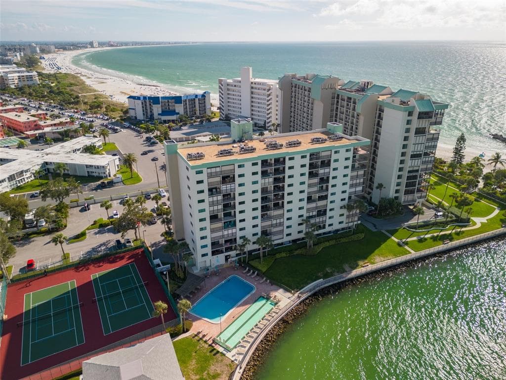 7150 SUNSET WAY UNIT 403 ST PETE BEACH, FL 33706