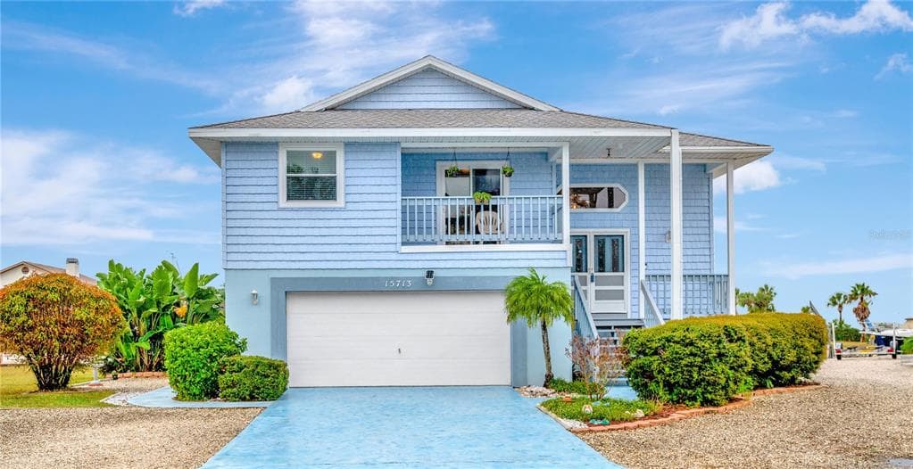 15713 ALLMAND DRIVE HUDSON, FL 34667