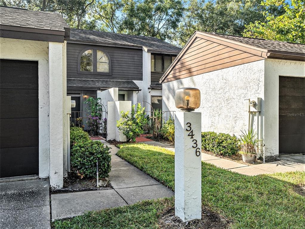 3436 HUNTERS RUN LANE