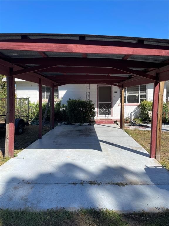 811 W MINNEHAHA STREET TAMPA, FL 33604