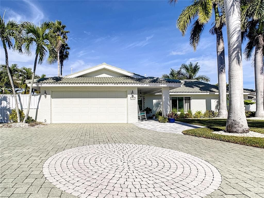 3141 E VINA DEL MAR BOULEVARD ST PETE BEACH, FL 33706