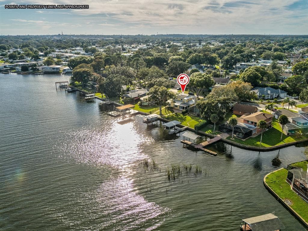 119 LAKE SHORE DRIVE E PALM HARBOR, FL 34684