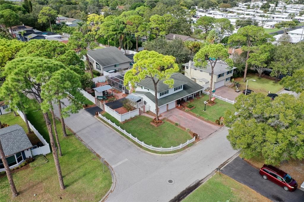 8500 141ST STREET SEMINOLE, FL 33776