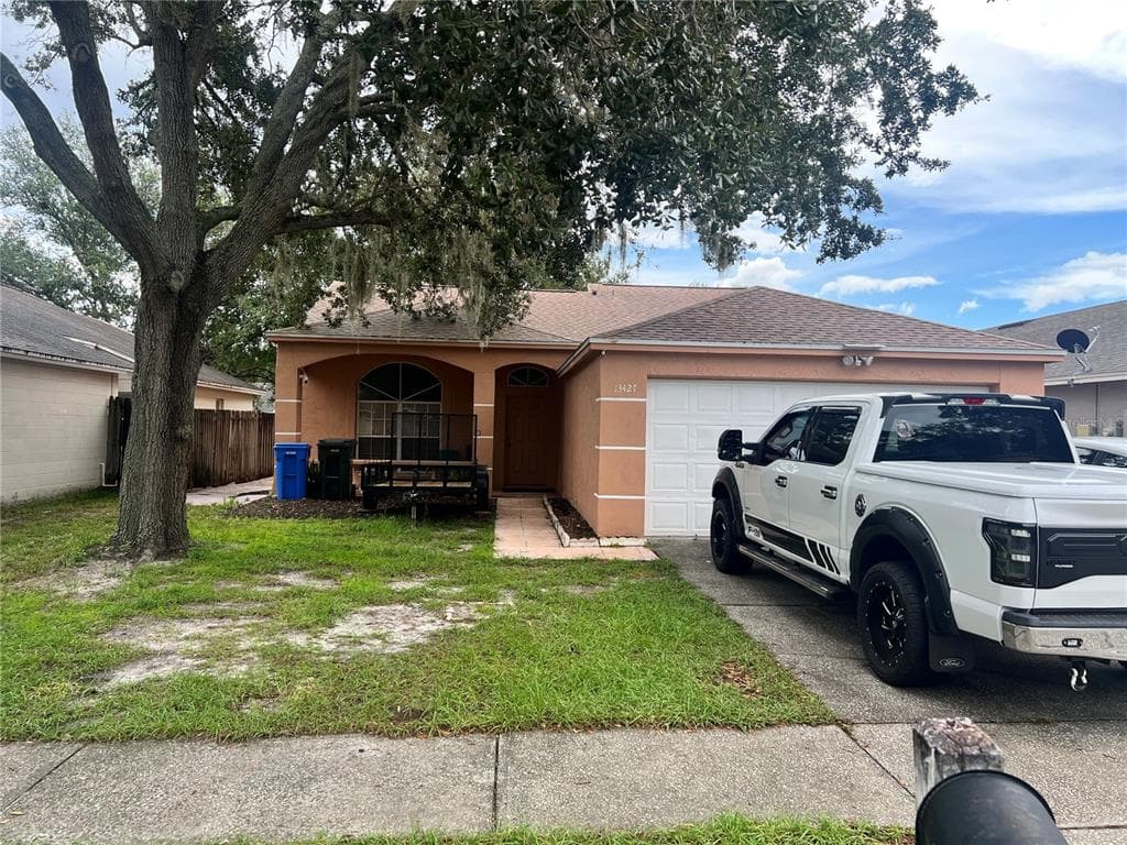 13427 BELLINGHAM DRIVE TAMPA, FL 33625