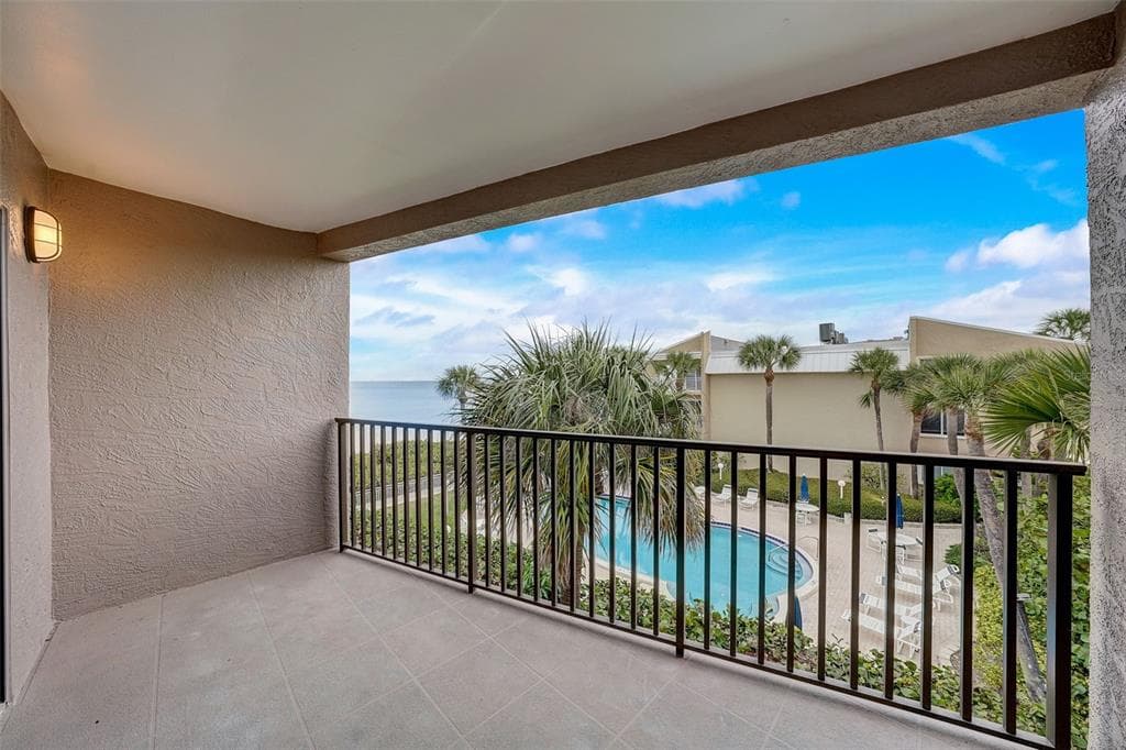 3210 GULF BOULEVARD UNIT 307