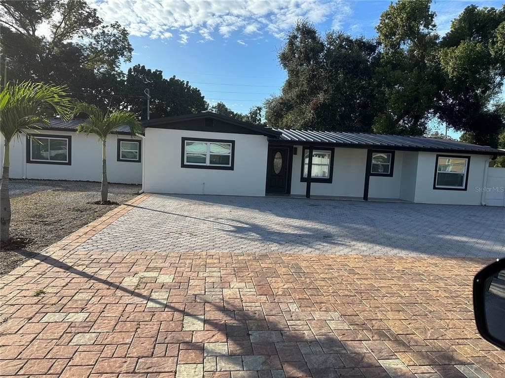 2510 LORRAINE STREET TAMPA, FL 33614