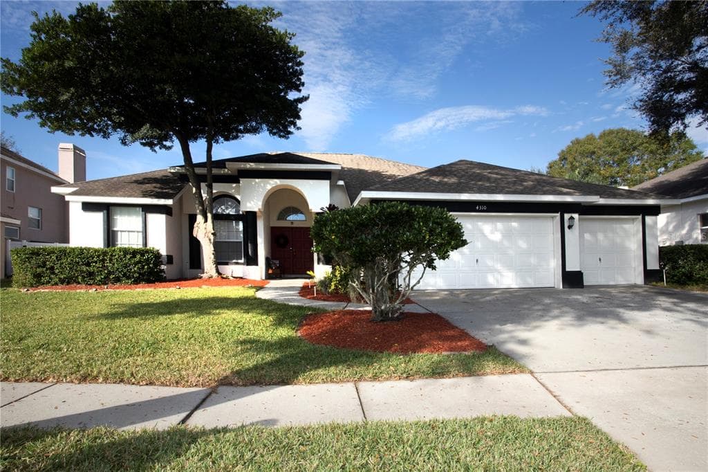 4310 DUNCOMBE DRIVE VALRICO, FL 33596