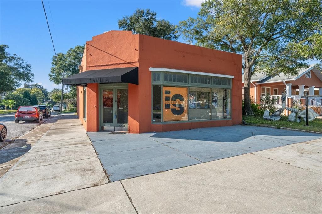 6412 N CENTRAL AVENUE TAMPA, FL 33604
