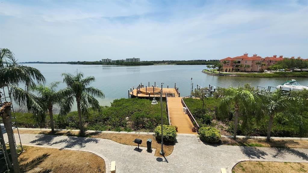 2765 VIA CIPRIANI UNIT 1235A CLEARWATER, FL 33764