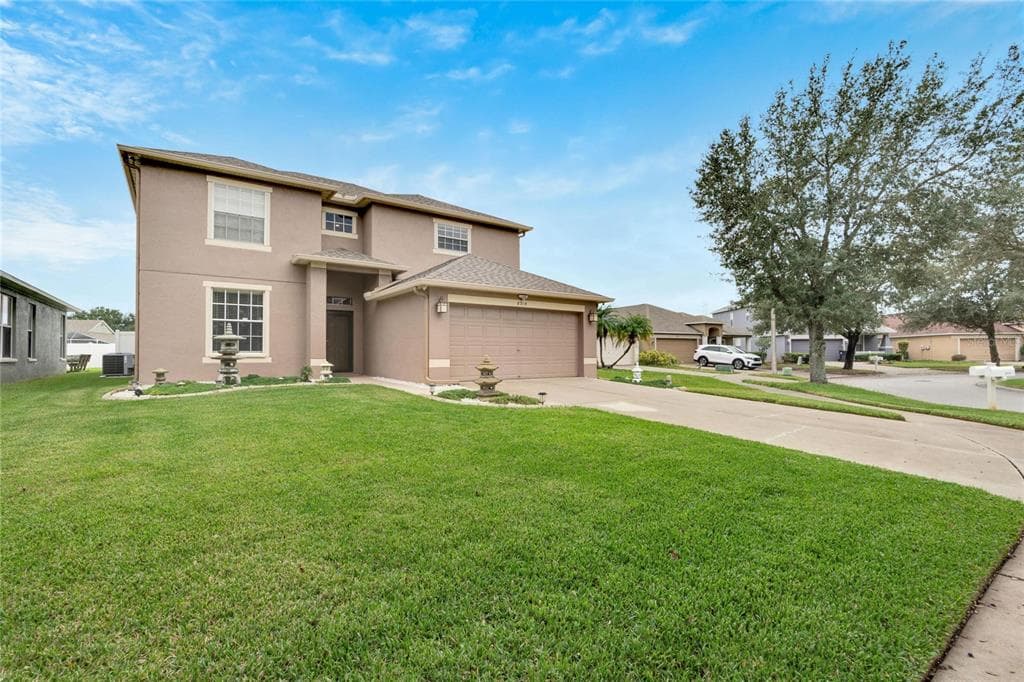 8219 CANTERBURY LAKE BOULEVARD TAMPA, FL 33619