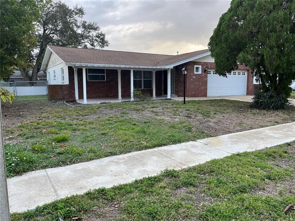 7665 92ND STREET N