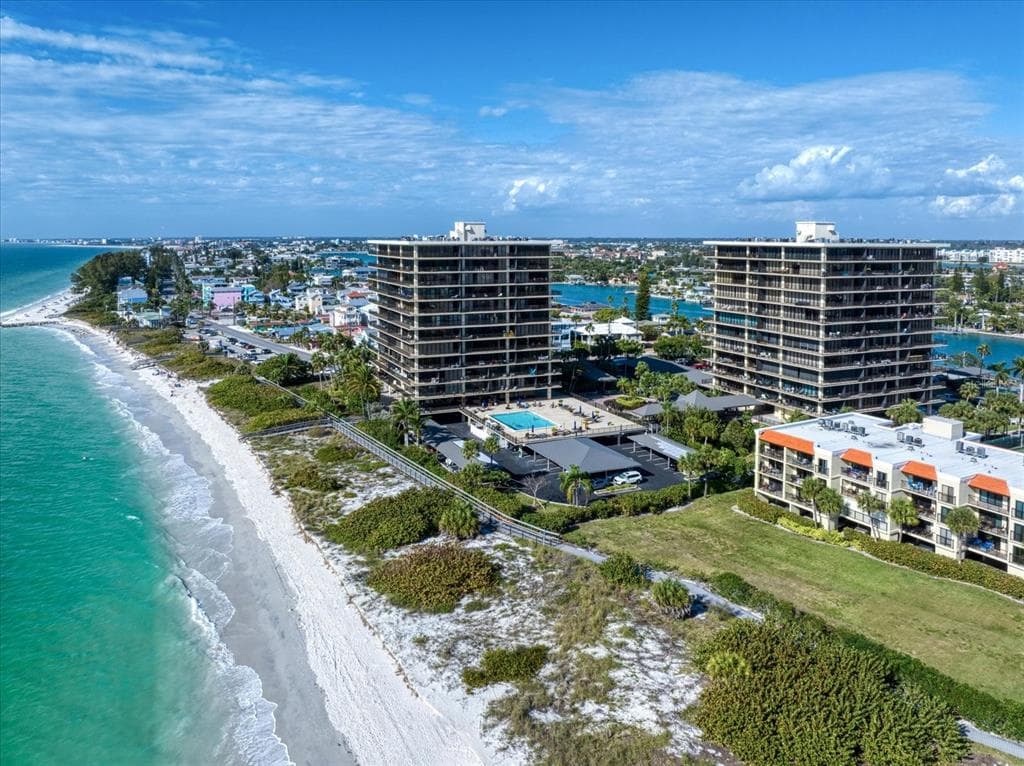7650 BAYSHORE DRIVE UNIT 1001 TREASURE ISLAND, FL 33706