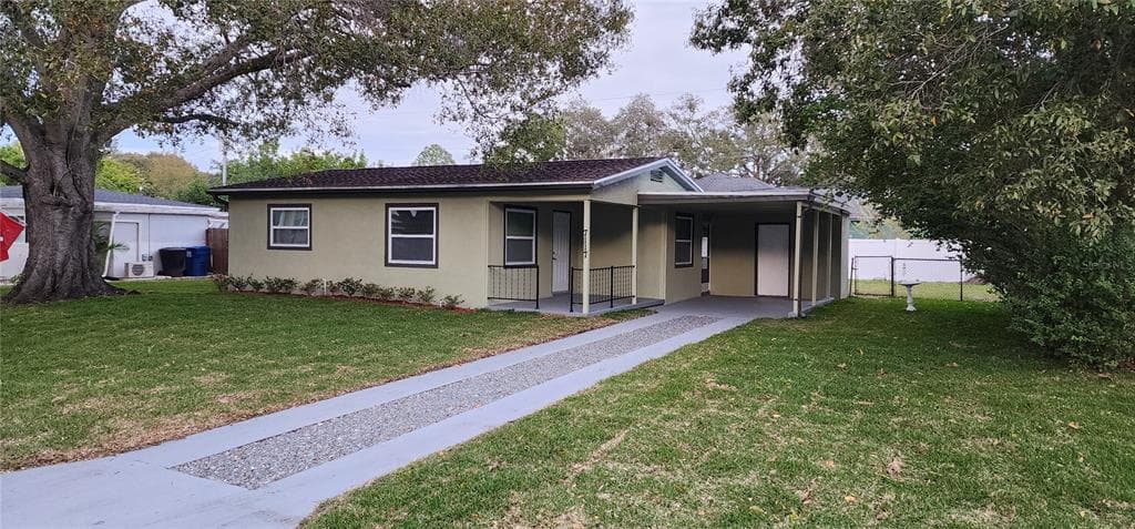 7117 MEADOWLAWN DRIVE N ST PETERSBURG, FL 33702