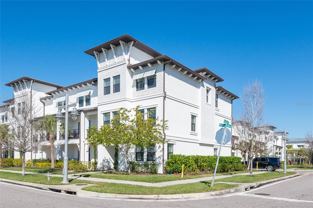4941 W PRICE AVENUE UNIT 1 TAMPA, FL 33611