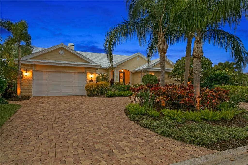 3106 WEDGEWOOD DRIVE BELLEAIR BEACH, FL 33786