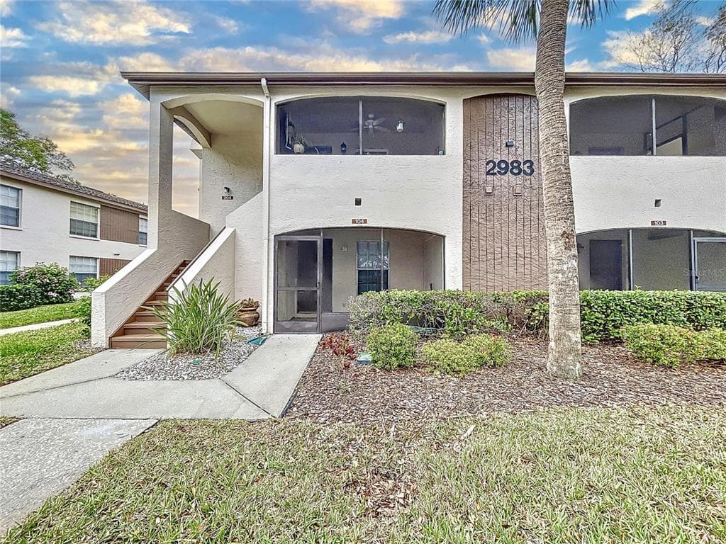 2983 BONAVENTURE CIRCLE UNIT 104