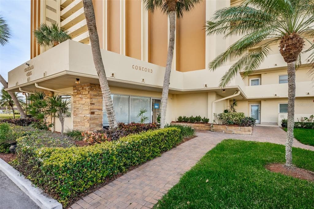 4525 COVE CIRCLE UNIT 603 MADEIRA BEACH, FL 33708