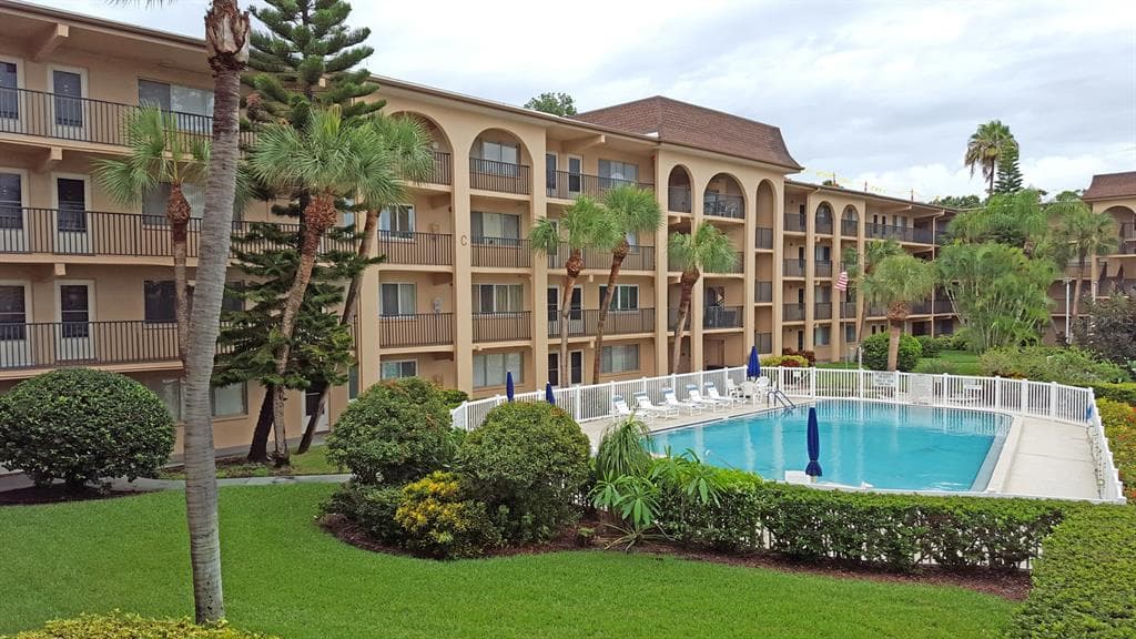 2525 W BAY DRIVE UNIT B24