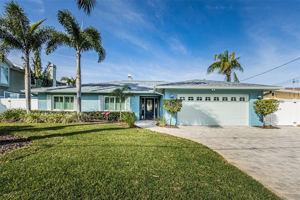 2228 EDYTHE DRIVE DUNEDIN, FL 34698