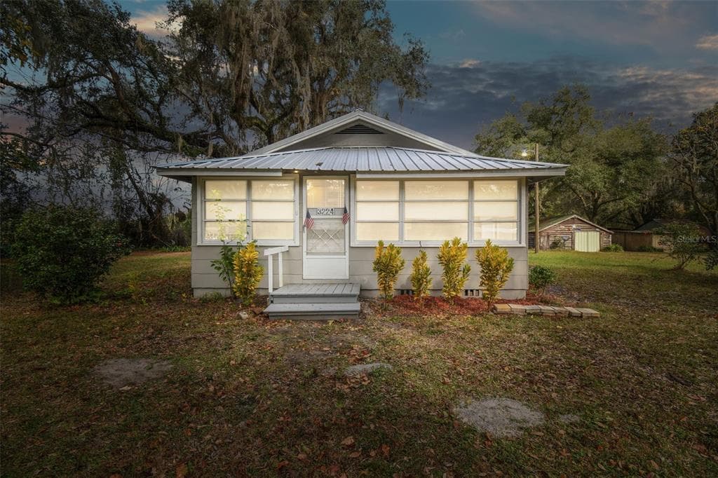 3224 CR 774 WEBSTER, FL 33597