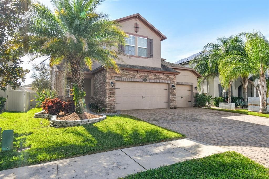 18894 MUHLY GRASS LANE LUTZ, FL 33558