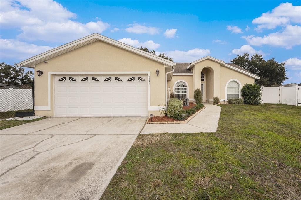 7444 PARADISE COVE PLACE