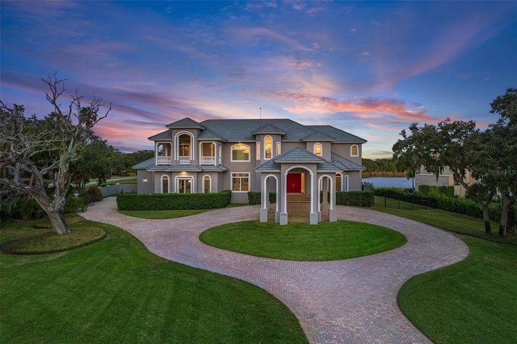 1906 OCEANVIEW DRIVE