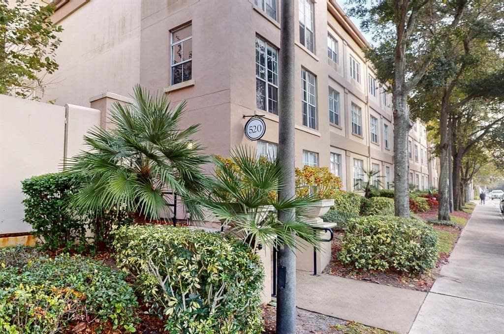 520 S ARMENIA AVENUE UNIT 1239E TAMPA, FL 33609