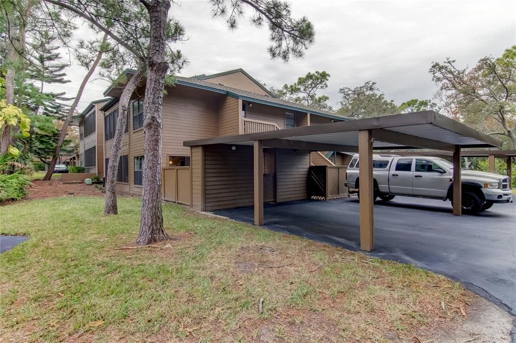 407 LENNOX ROAD W UNIT 407 PALM HARBOR, FL 34683