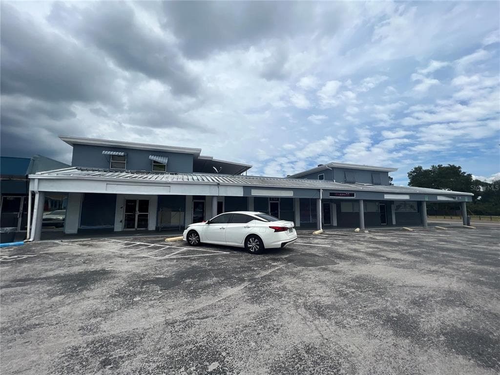 1407 N BETTY LANE UNIT 3 CLEARWATER, FL 33755