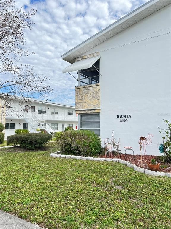 5895 18TH STREET N UNIT 4
