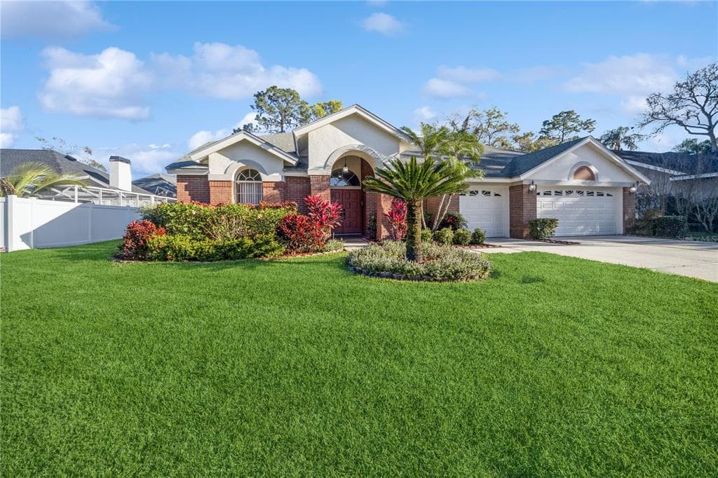 2113 CROOKED CREEK WAY VALRICO, FL 33596